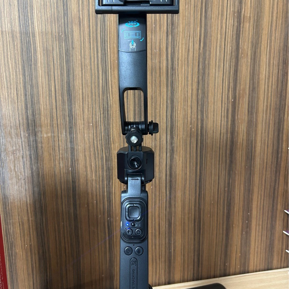 C17 Selfie Stick avec AI Face Tracking Bluetooth et Extendable Design Plus Tripod Functio
