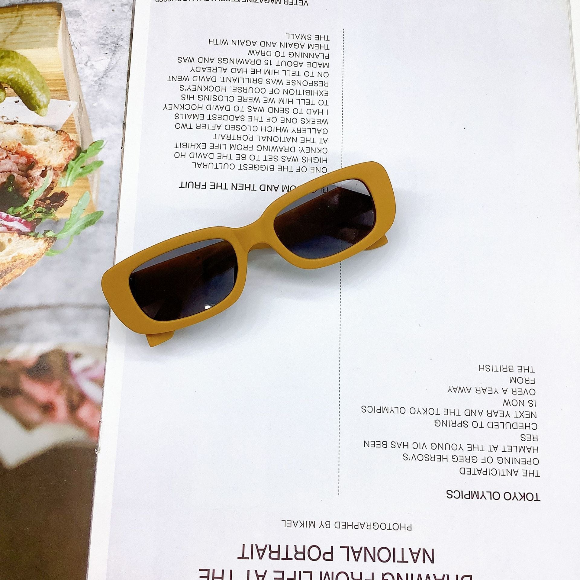 Lunettes de soleil élégantes à cadre de petite taille pour enfants