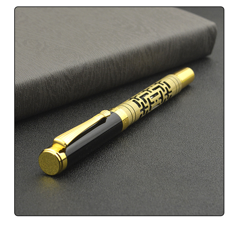 Stylo de fontaine de luxe en métal premium