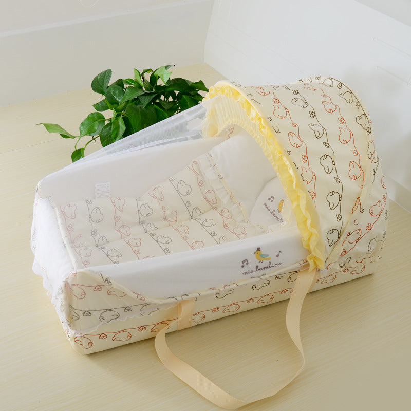 Crib portable avec berceau dans le lit