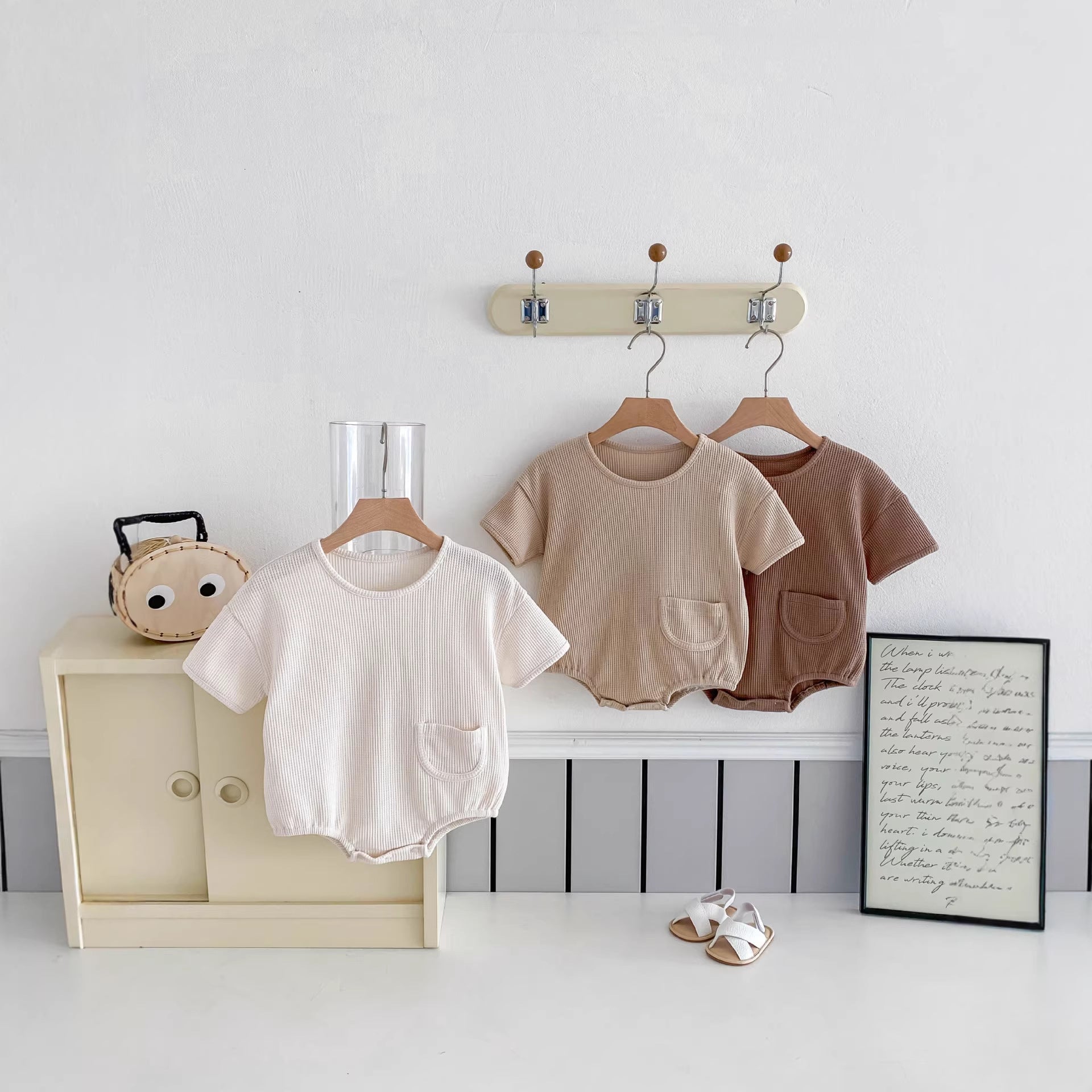 Bébés Simple et confortable Waffle-knit à manches courtes Onesie