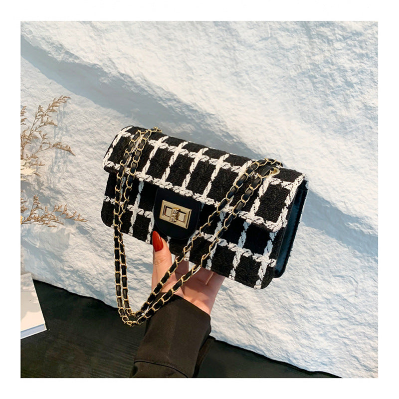 Sac à bandoulière pour dames avec une chaîne