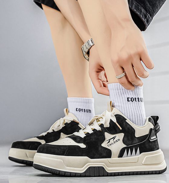 Sneakers blancs respirants pour hommes d'été