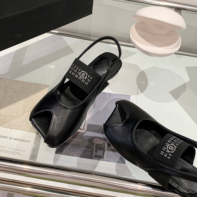 Early Spring Niche Minimalist Fermé Peep Toe Chaussures Femmes Mode Versatile Plat Sans dos