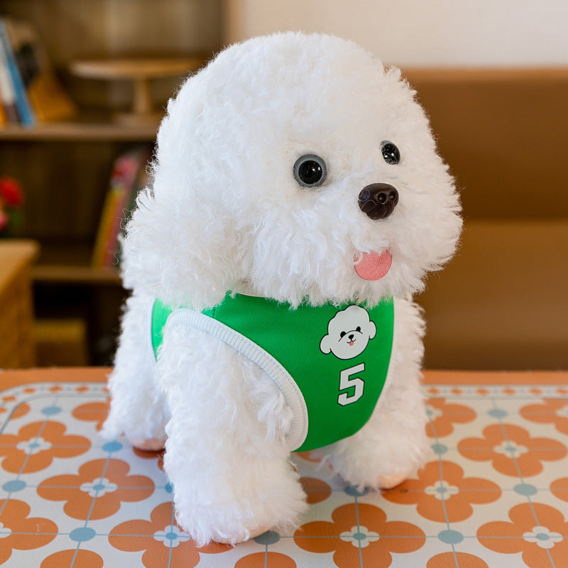 Jouet en peluche de chien en peluche portant un Jersey