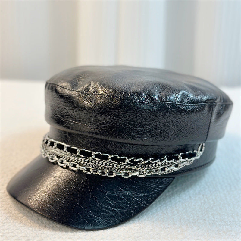 Chaîne en cuir PU pour femmes Décorée de style tendance Chapeau Newboy