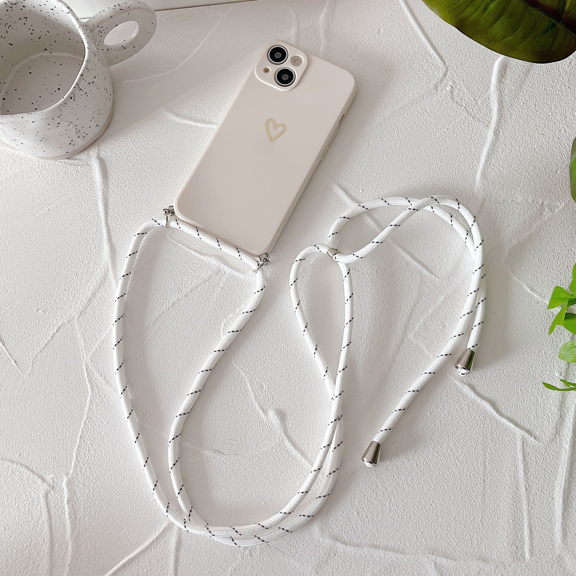 Étui téléphonique de lanyard de petit coeur doré