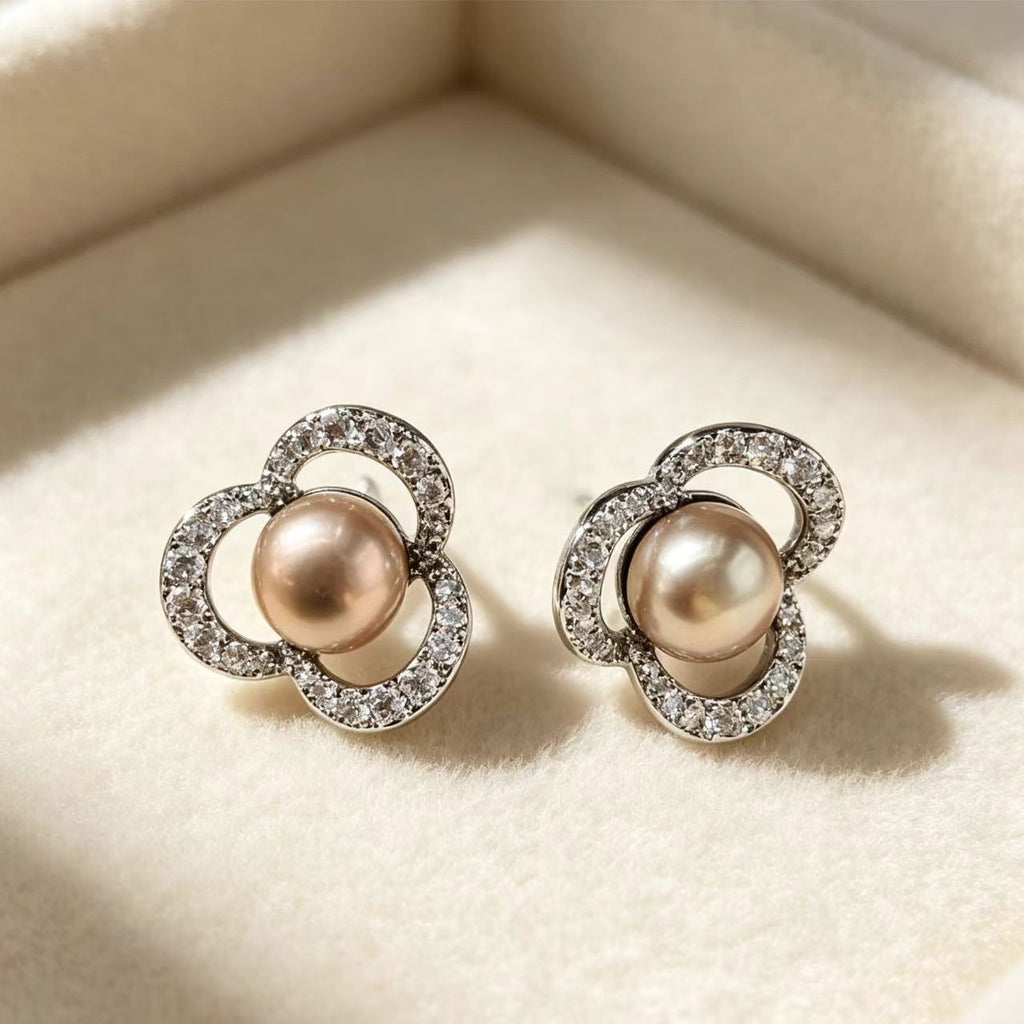 Boucles d'oreilles féminines en perles de Champagne incrustées de diamants à quatre feuilles