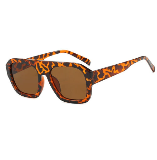 Lunettes de soleil carrées à grand cadre de pont simple