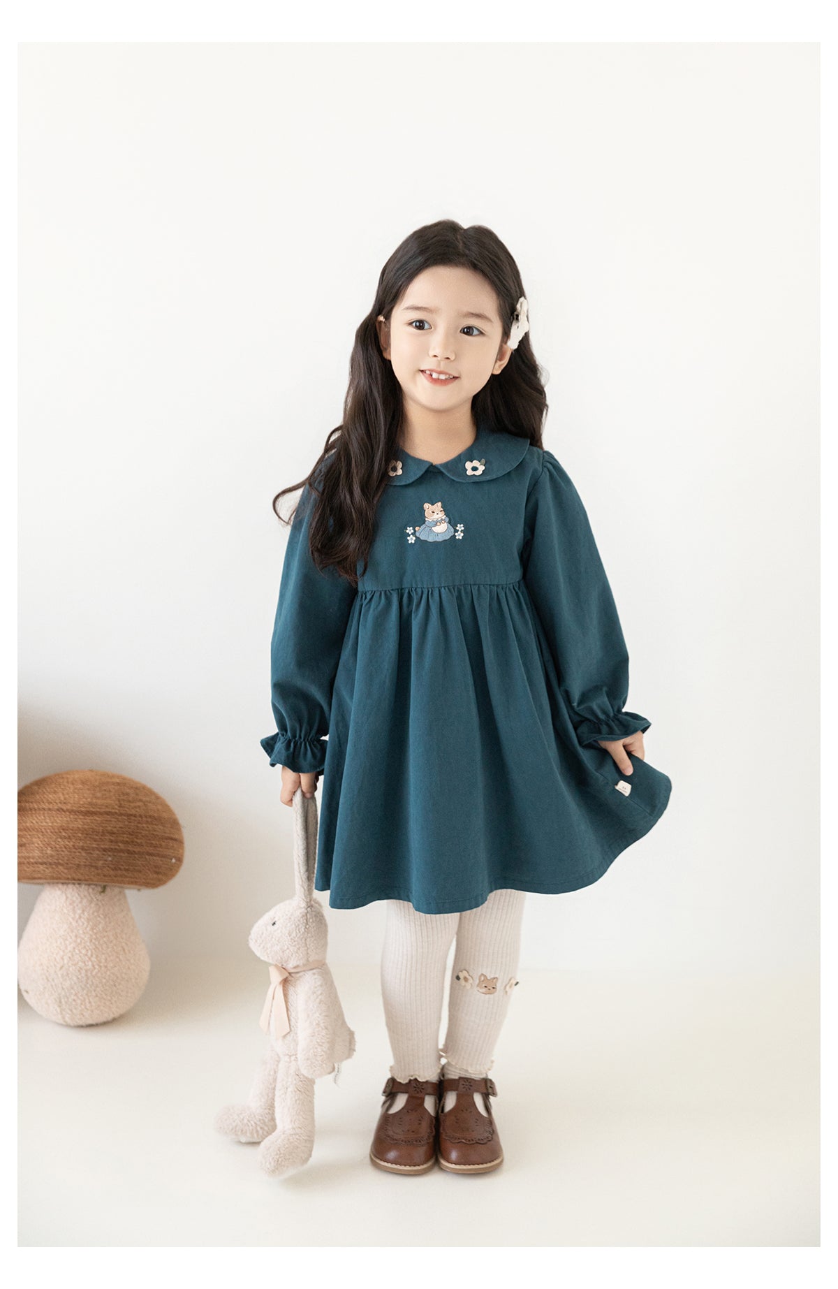 Robe de lapin brodée à manches longues en coton pur