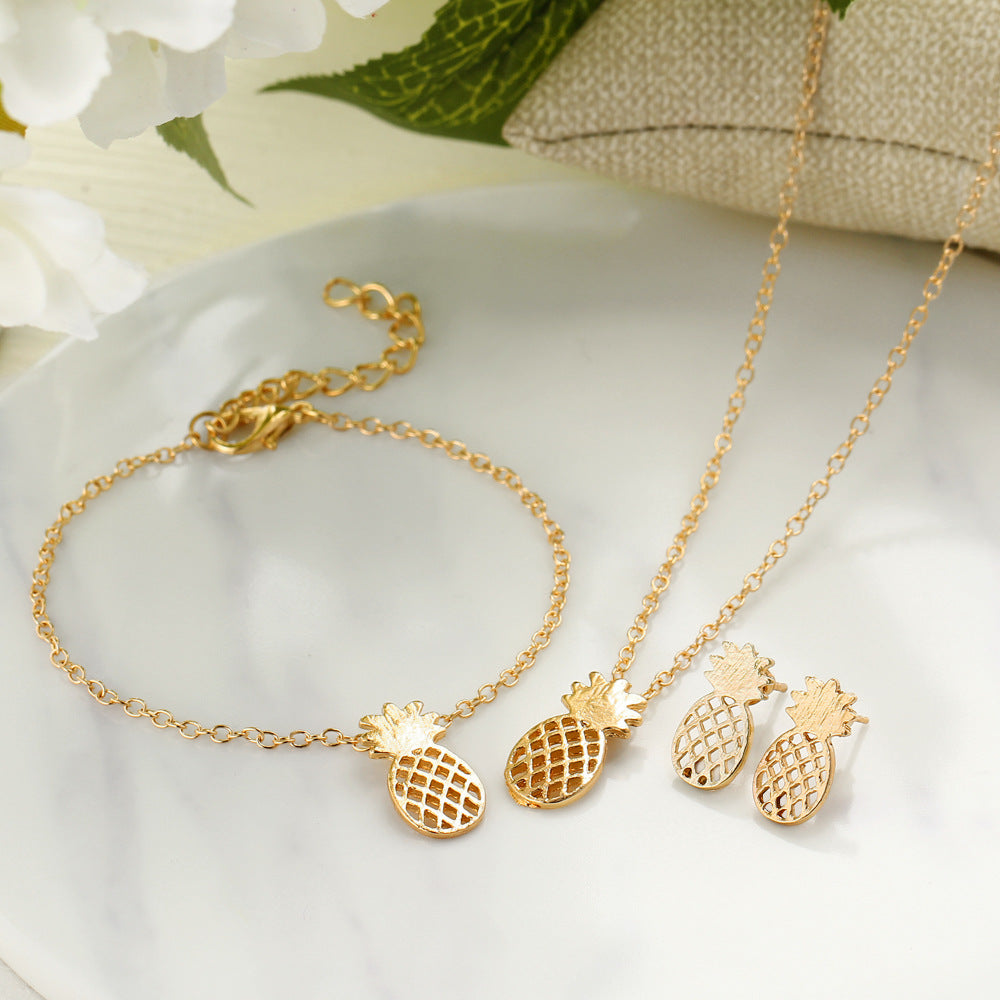 Boucles d'oreilles creuses en ananas