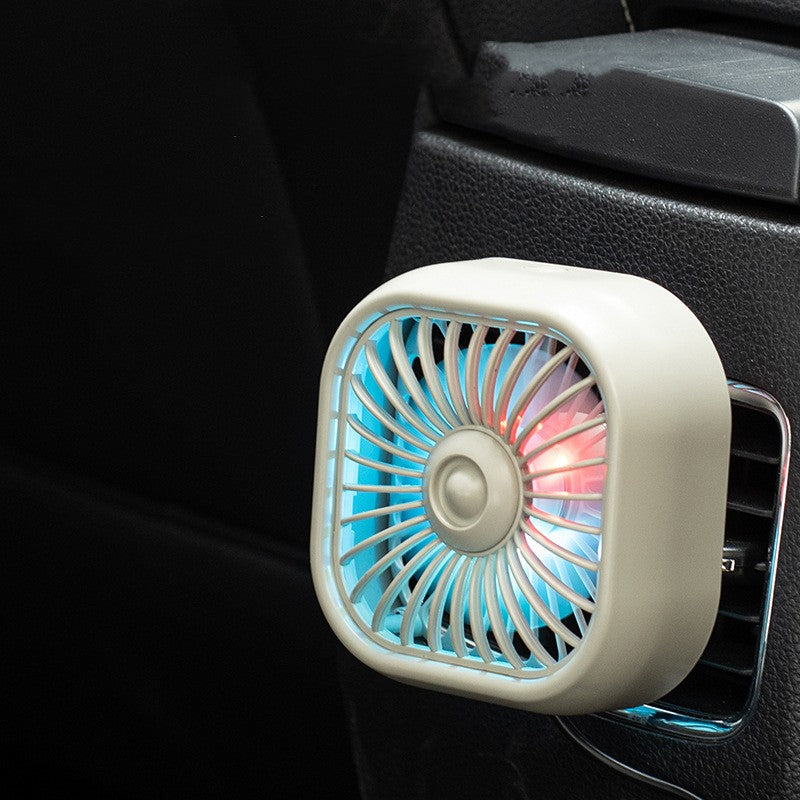 Ventilateur de voiture Usb Air Outlet Petit ventilateur Fournitures de voiture Petit ventilateur électrique