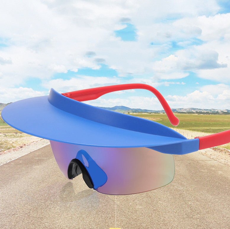 Grande cadre lunettes de vélo sont mode et coloré