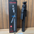 C17 Selfie Stick avec AI Face Tracking Bluetooth et Extendable Design Plus Tripod Functio