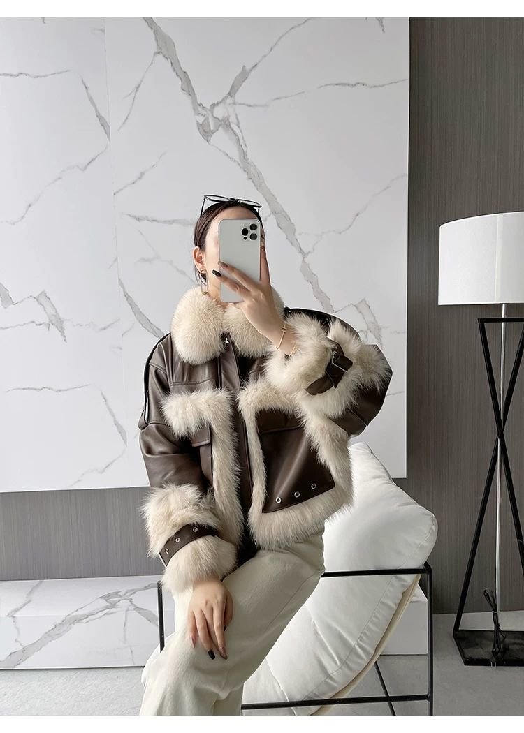 Manteau en cuir de fourrure de renard sensé
