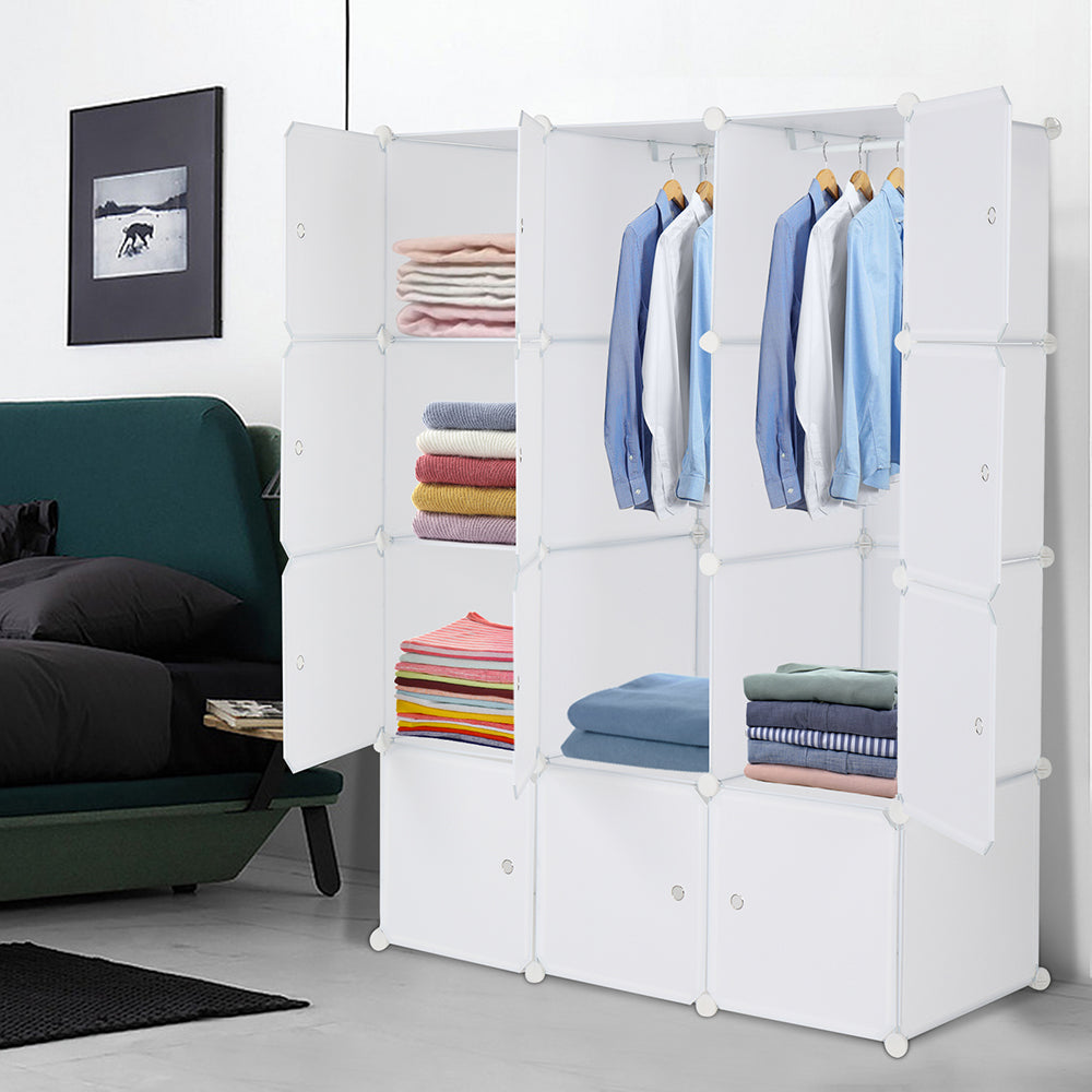Armoire en cube de Rubik à 12 couches