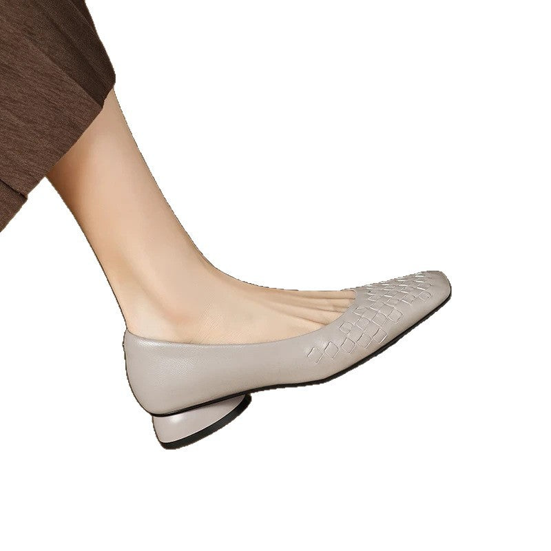 Chaussure en cuir doux de style français