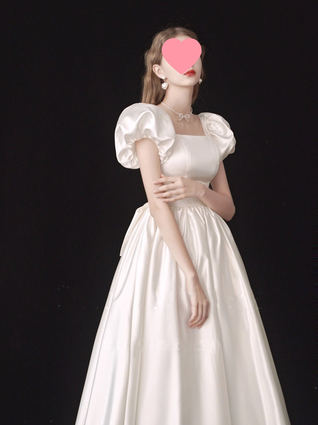 Robe de mariée légère française Satin Vintage Trip Shoot Robe de mariée