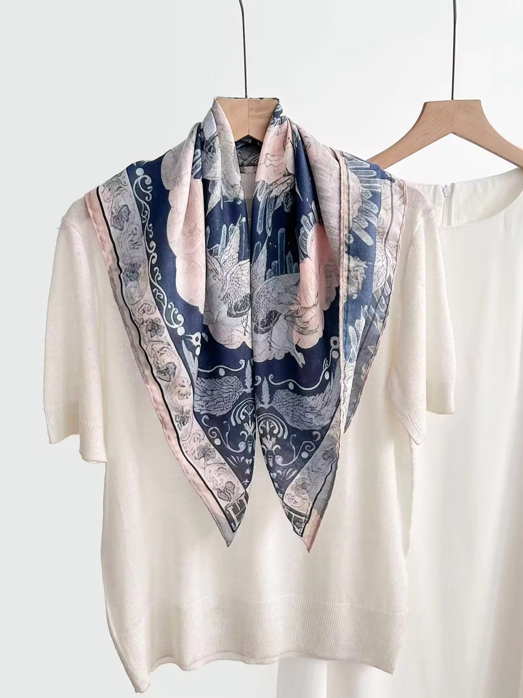 Echarpe de soie haut de gamme vintage pour femmes