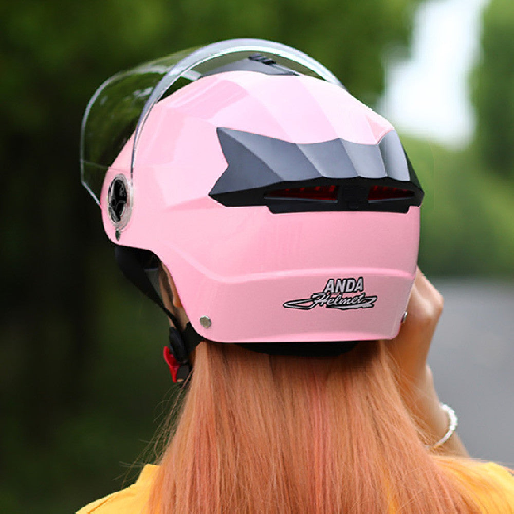 Casque de vélo électrique hommes et femmes quatre saisons casque universel de batterie voiture