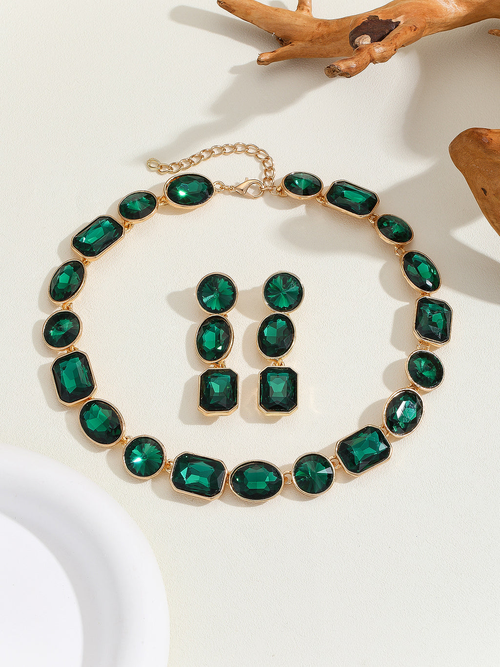 Style luxueux Style antique Superbe cristal brillant coloré Gemmes Collier pour les femmes