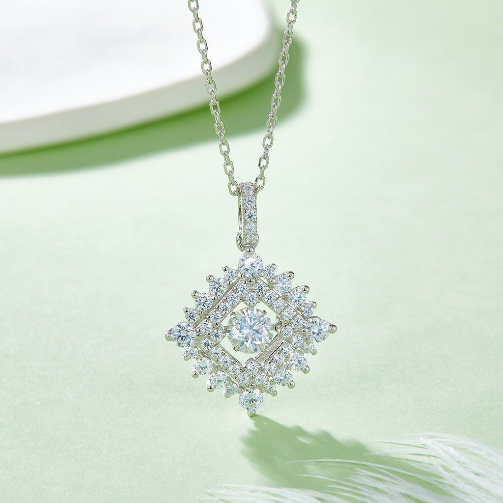 S925 Argent Sterling 0.5ct D Couleur VVS1 Moissanite Géométrique Diamond Pendentif Collier 45cm