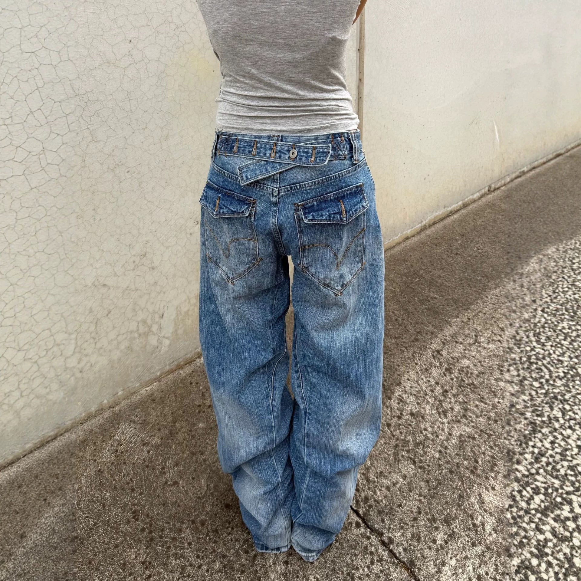 Jeans retro lavés pour femmes