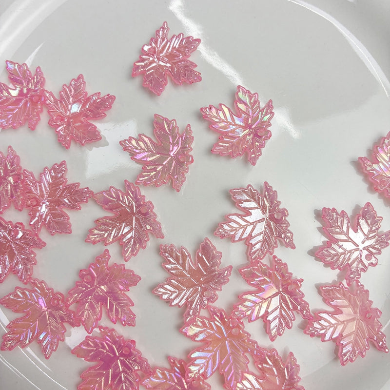 Charms de feuille d'érable en acrylique plaqué AB