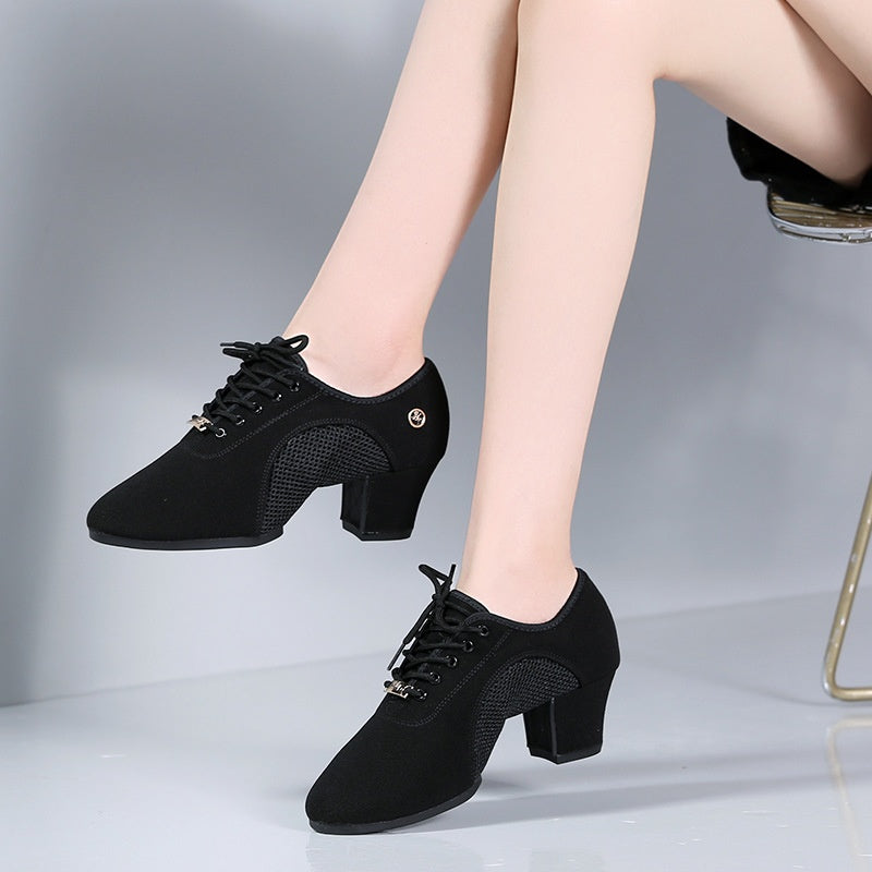 Mesh Oxford Cloth Chaussures professionnelles de danse latine pour l'été