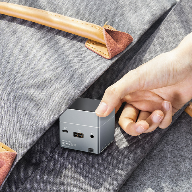 Petite connexion à main sans fil de projecteur HD portable
