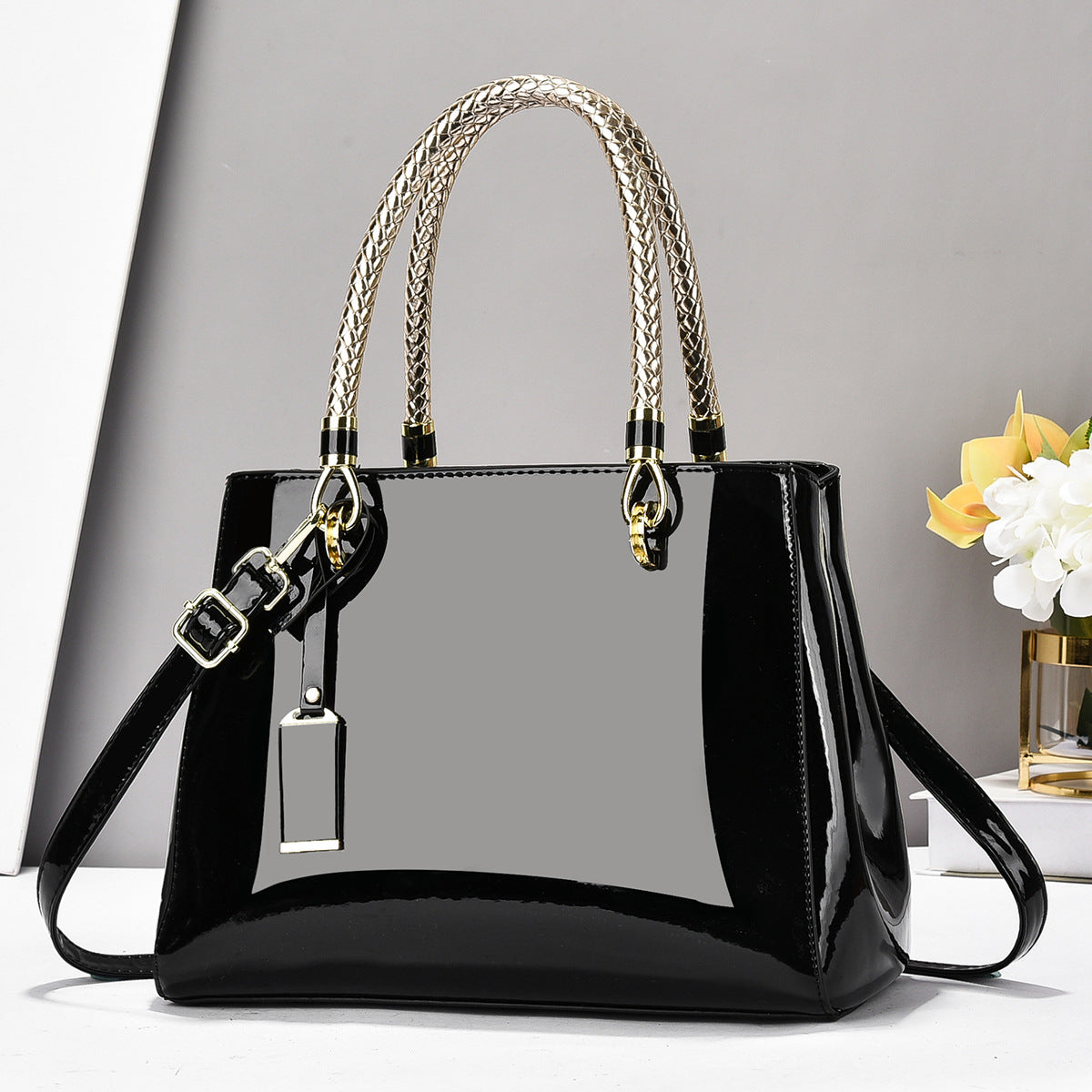 Sac à main en cuir brillant à la mode en cuir brillant Grande capacité Sac à bandoulière casual