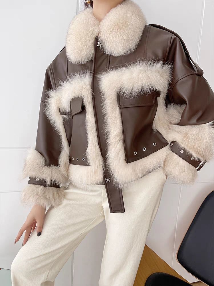 Manteau en cuir de fourrure de renard sensé