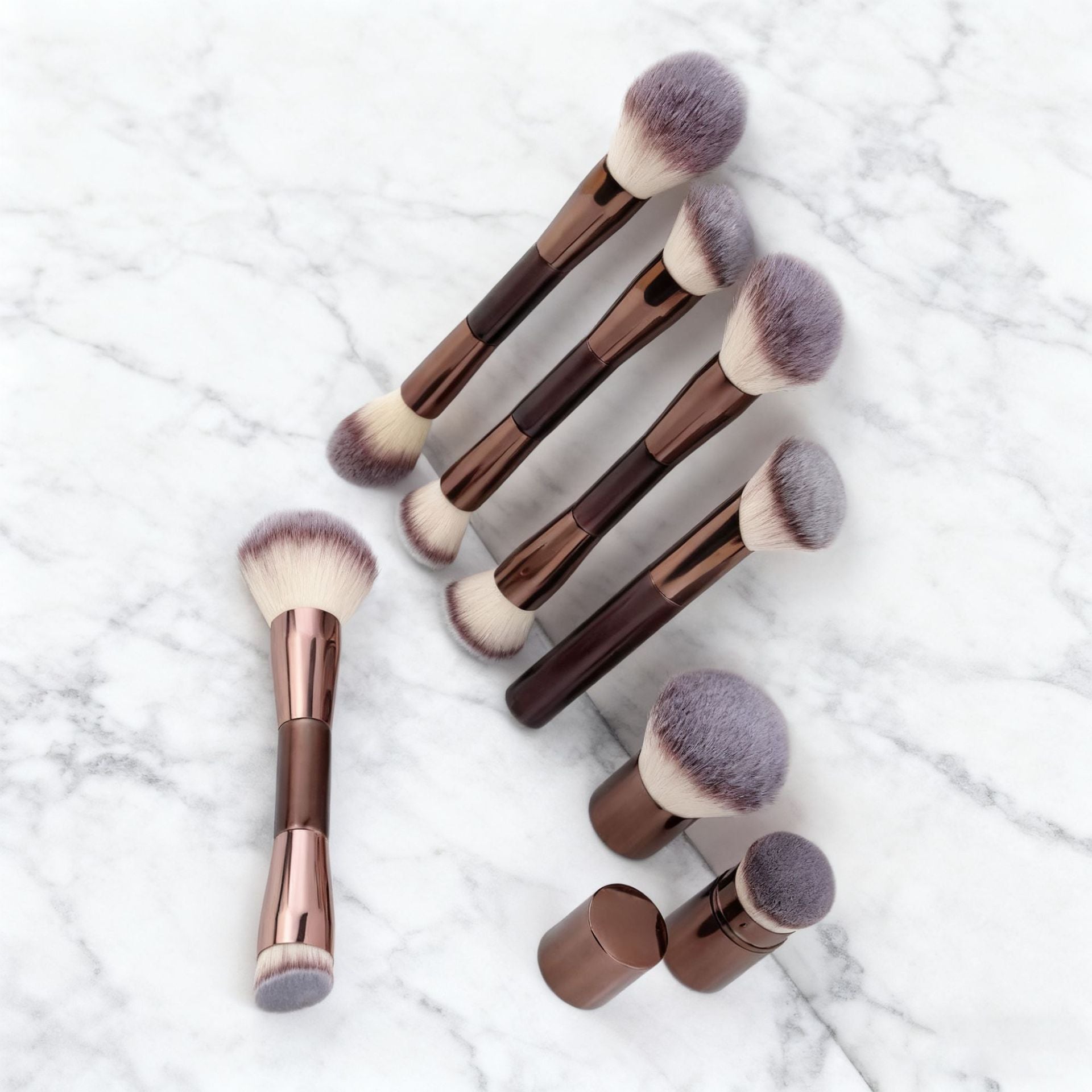 Maquillage double tête 7 pièces avec brosse télescopique sur une base double tête