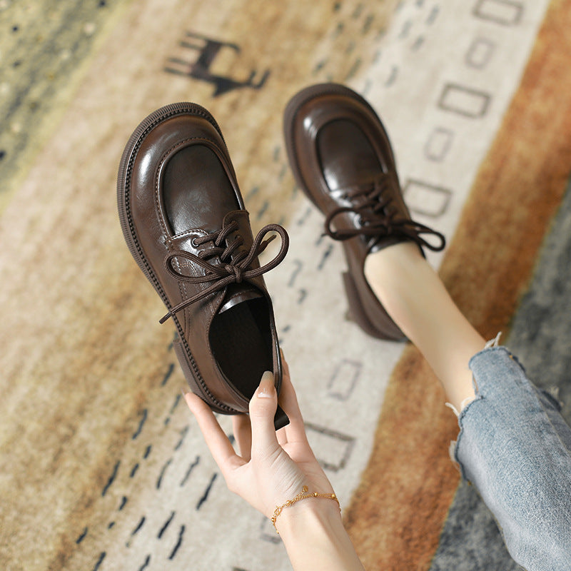 Chaussures polyvalentes en cuir souple de style britannique pour femmes