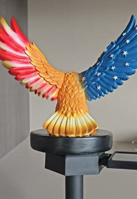 Solar American Flag Eagle Garden Statue de résine