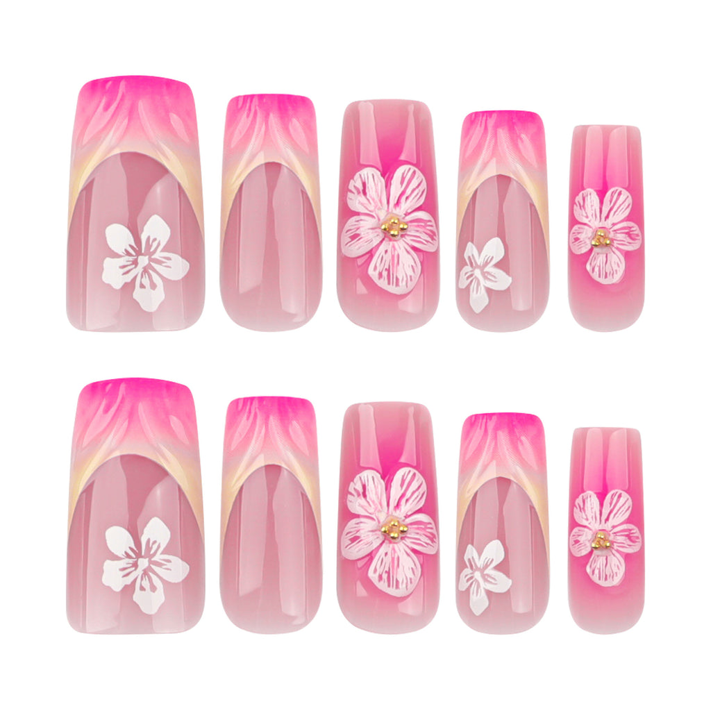 Court Ombre Square Nail sur les ongles de presse
