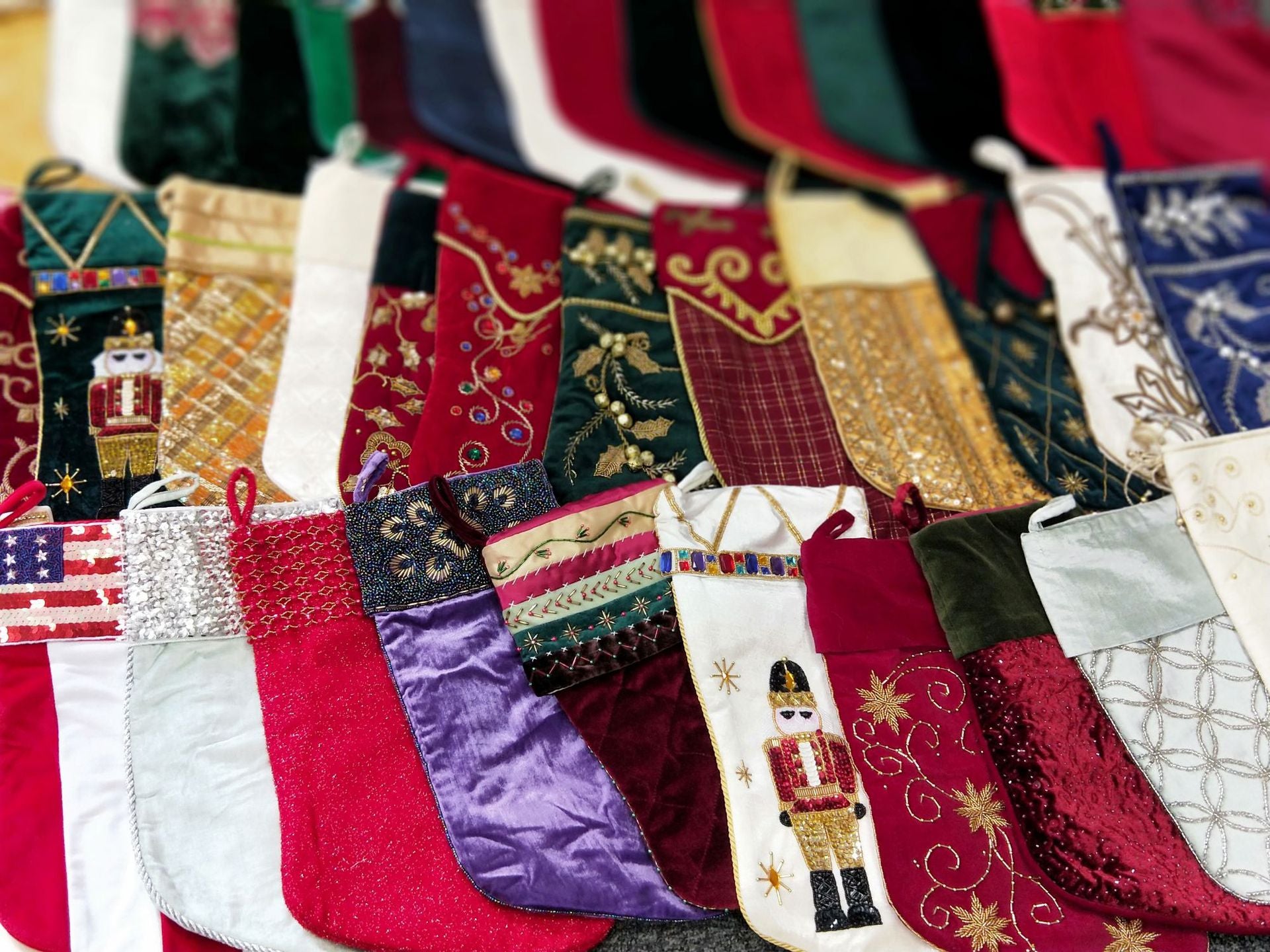 Broderie perlée Accueil Noël Bas