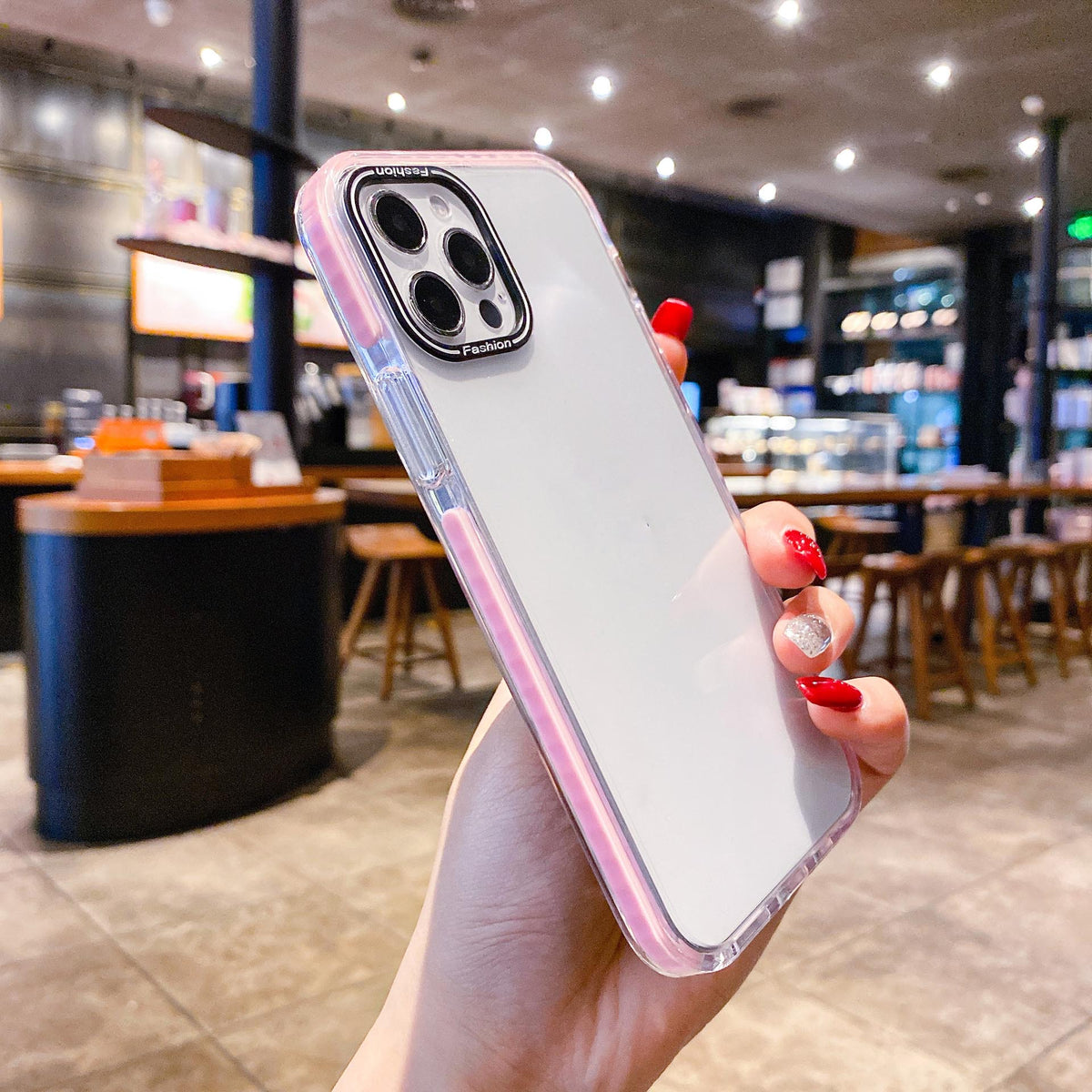 Boîtier de téléphone transparent avec cadre de couleur solide antidérapant