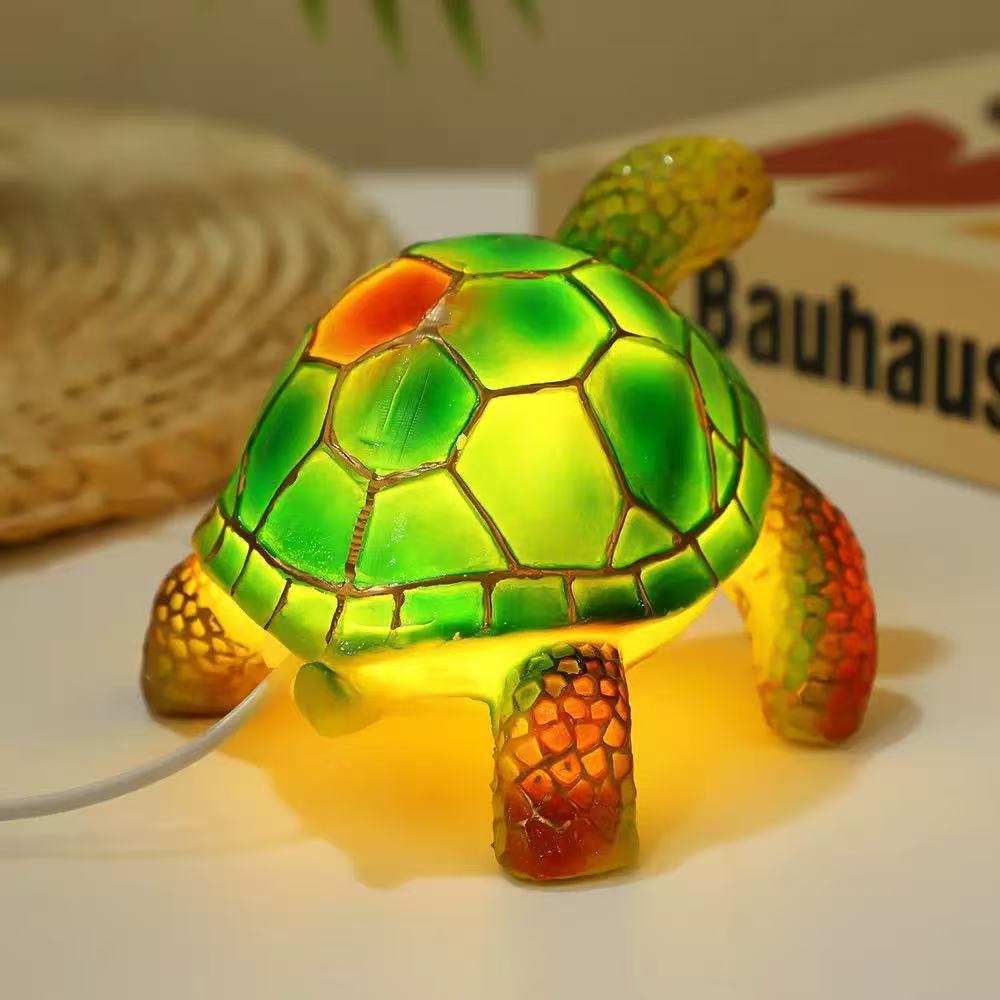 Tortoise Resin Ornament Creative Home Côté lit Tortoise Décoration de lampe de table