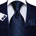 Flexible, small-batch manufacturing of cashmere-blend ties