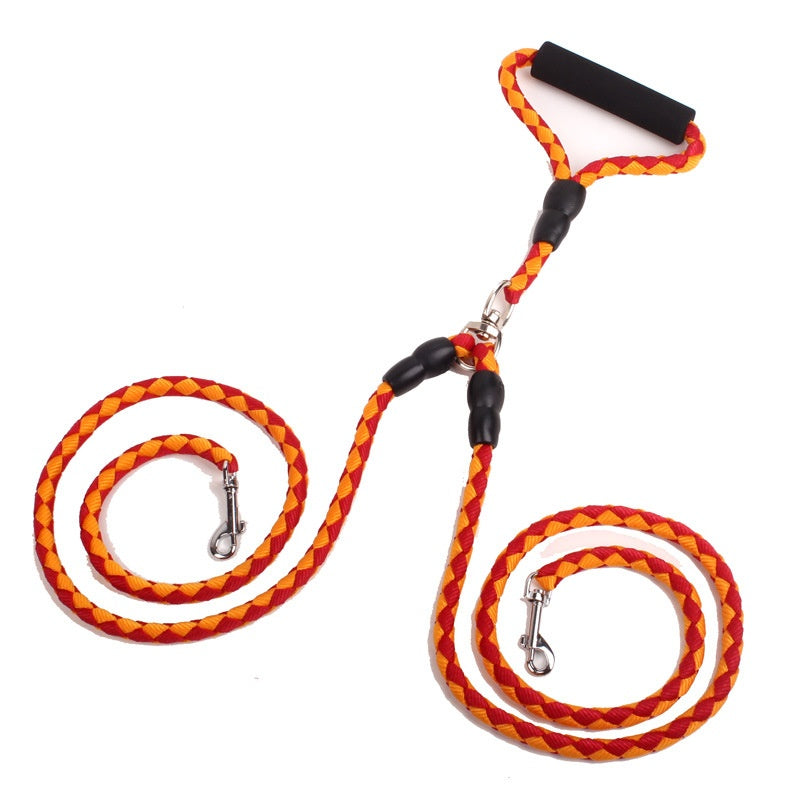 Tresse ronde tressée Pet laisse avec un à deux design pour marcher deux chiens
