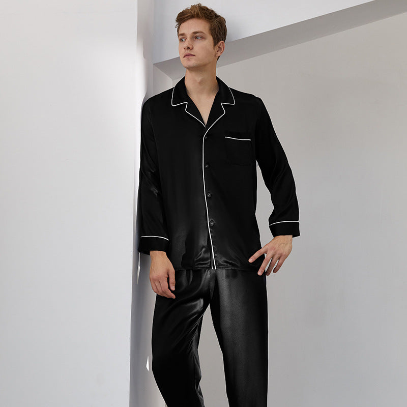 Pyjama en soie de luxe pour le top à manches longues et pantalons longs