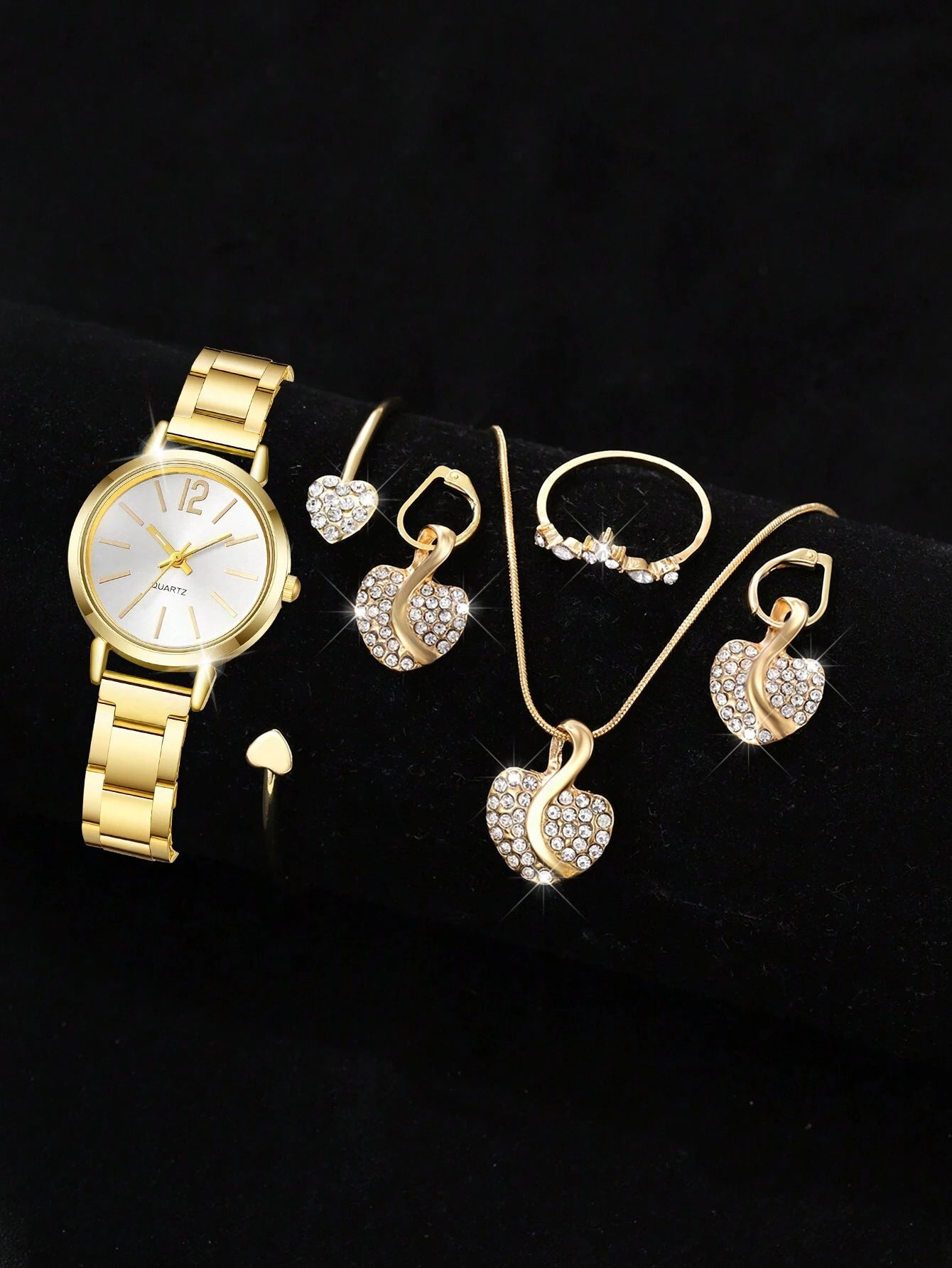Ensemble de montres haut de gamme à la mode incrustées de diamants