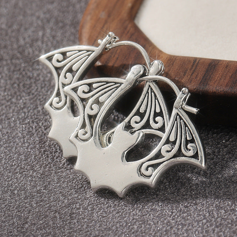 Boucles d'oreilles Euro-American Retro Hollow-Out Bat