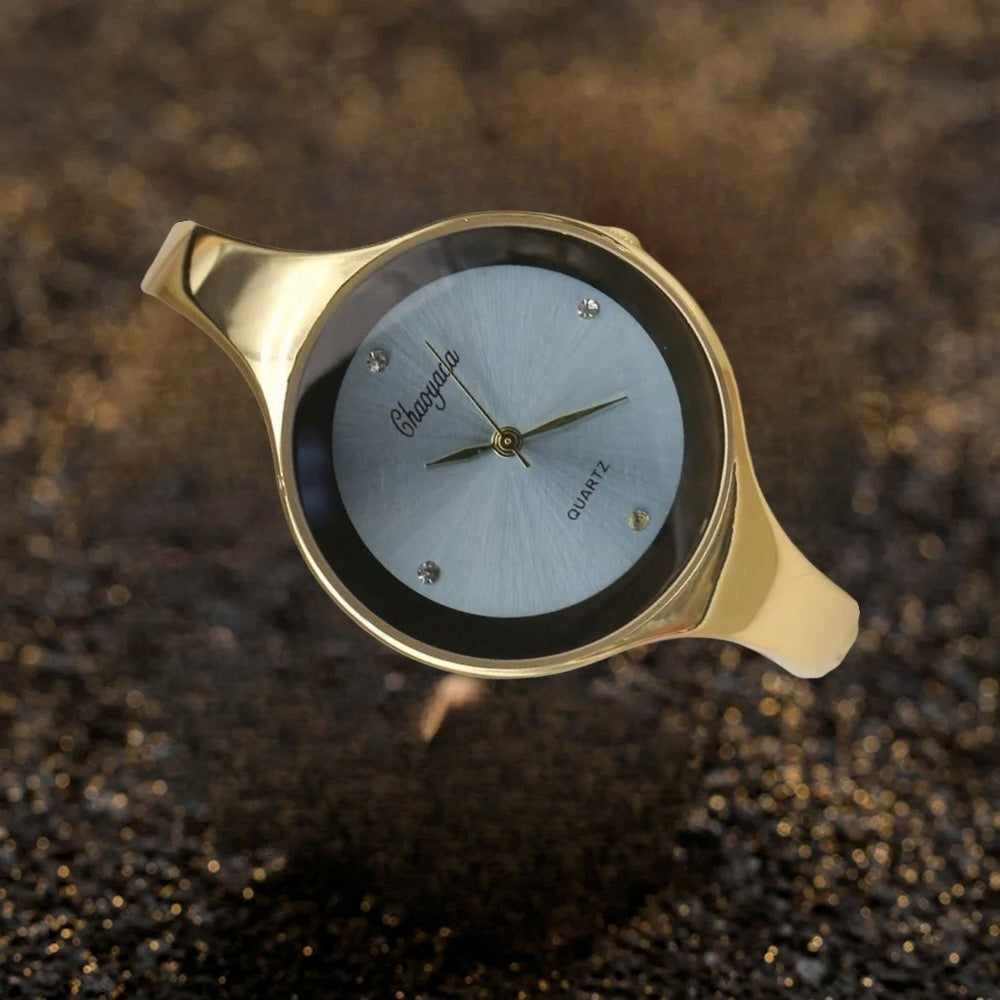 Mode Casual femmes Quartz bracelet en acier inoxydable montre