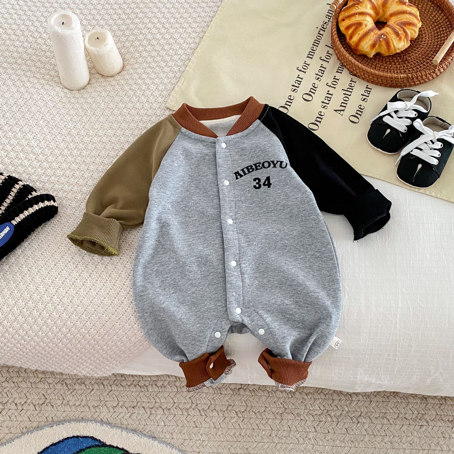 Bébé mode spéciale multicolore combinaison de saut
