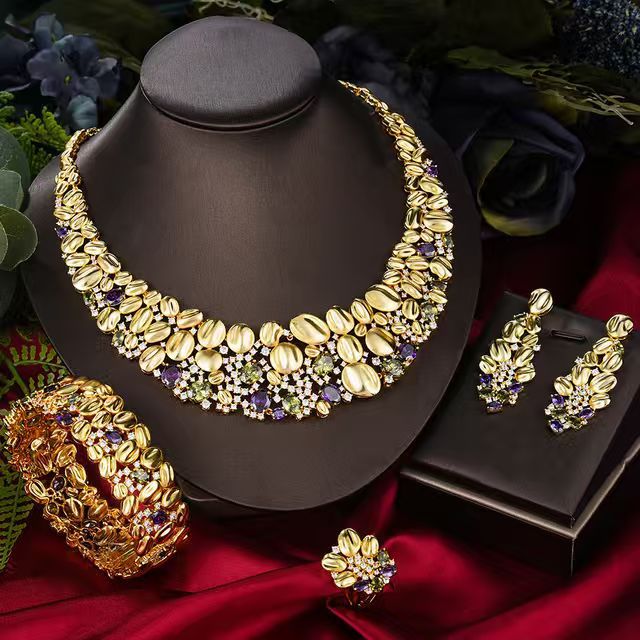 Collier exagéré et boucle d'oreille Ensemble de mariage