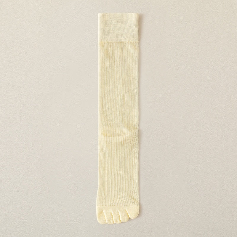 Chaussettes cinq orteils pour les femmes Été mince mi-calf Chaussettes absorbante et déodorante