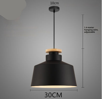 Chandelier en fer brut de style nordique