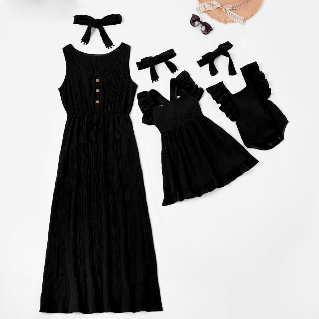 Vêtements de bébé pour mère et fille